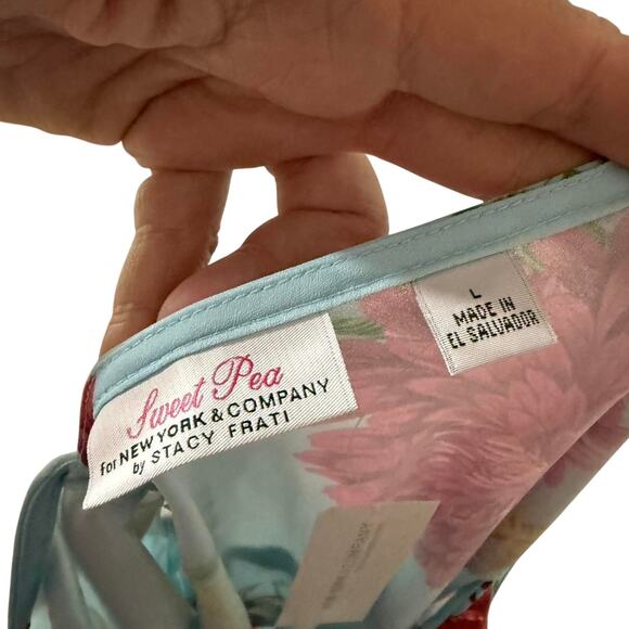 Sweet Pea by New York & Company Womans Large Blouse - Picture 5 of 5